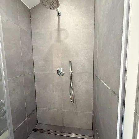 Lyfie - Urban Retreat - 102qm Apartman